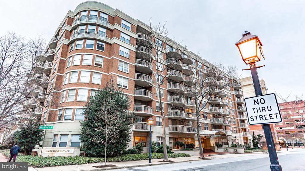 Foto principal - 1200 Braddock Pl