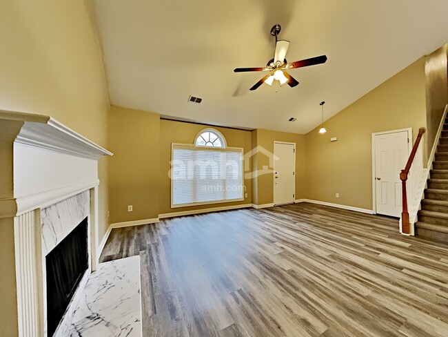 Building Photo - 3174 Baymount Way