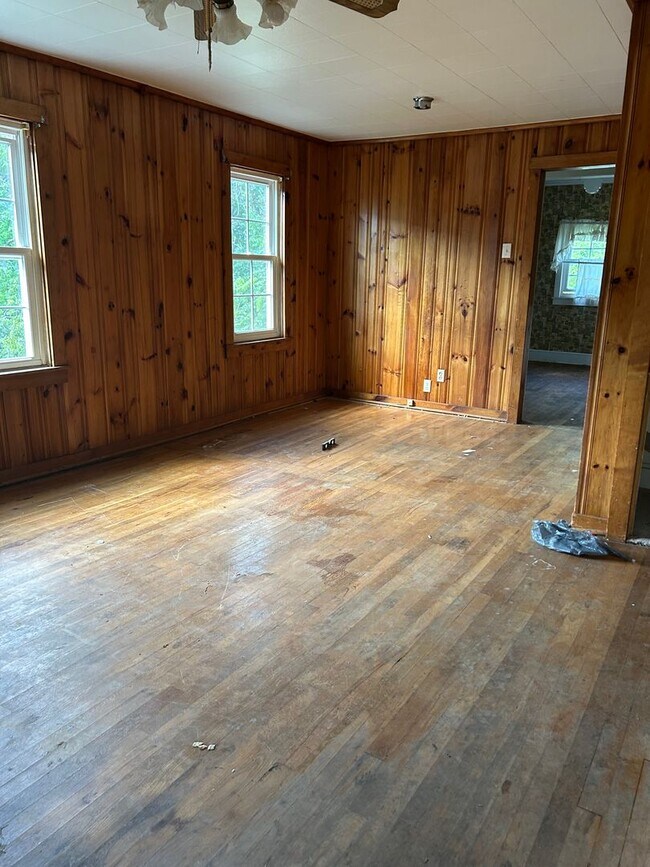 Foto del edificio - Owner-Financed 2 Bedroom Home – Bluefield, WV