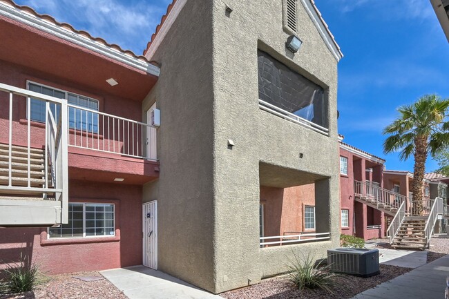 Building Photo - NE Near Nellis! Gated! Community Pool, Spa...