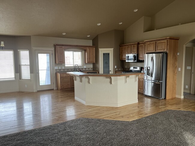 Foto del edificio - 27114 Lower Pleasant Ridge Rd