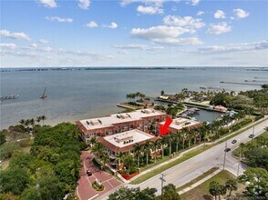 Building Photo - 1536 NE Outrigger Landings Dr