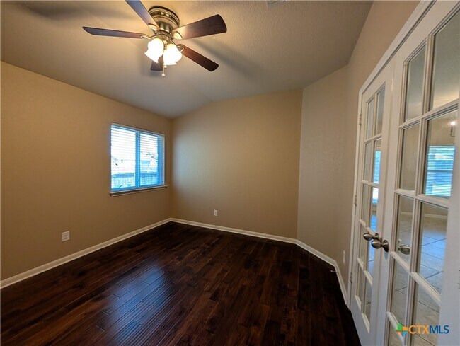 Foto del edificio - 1337 Lauren St