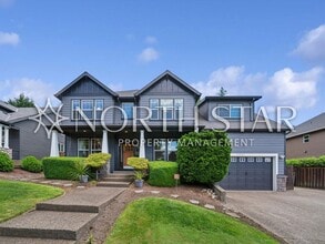 Building Photo - 16550 Oaktree Terrace