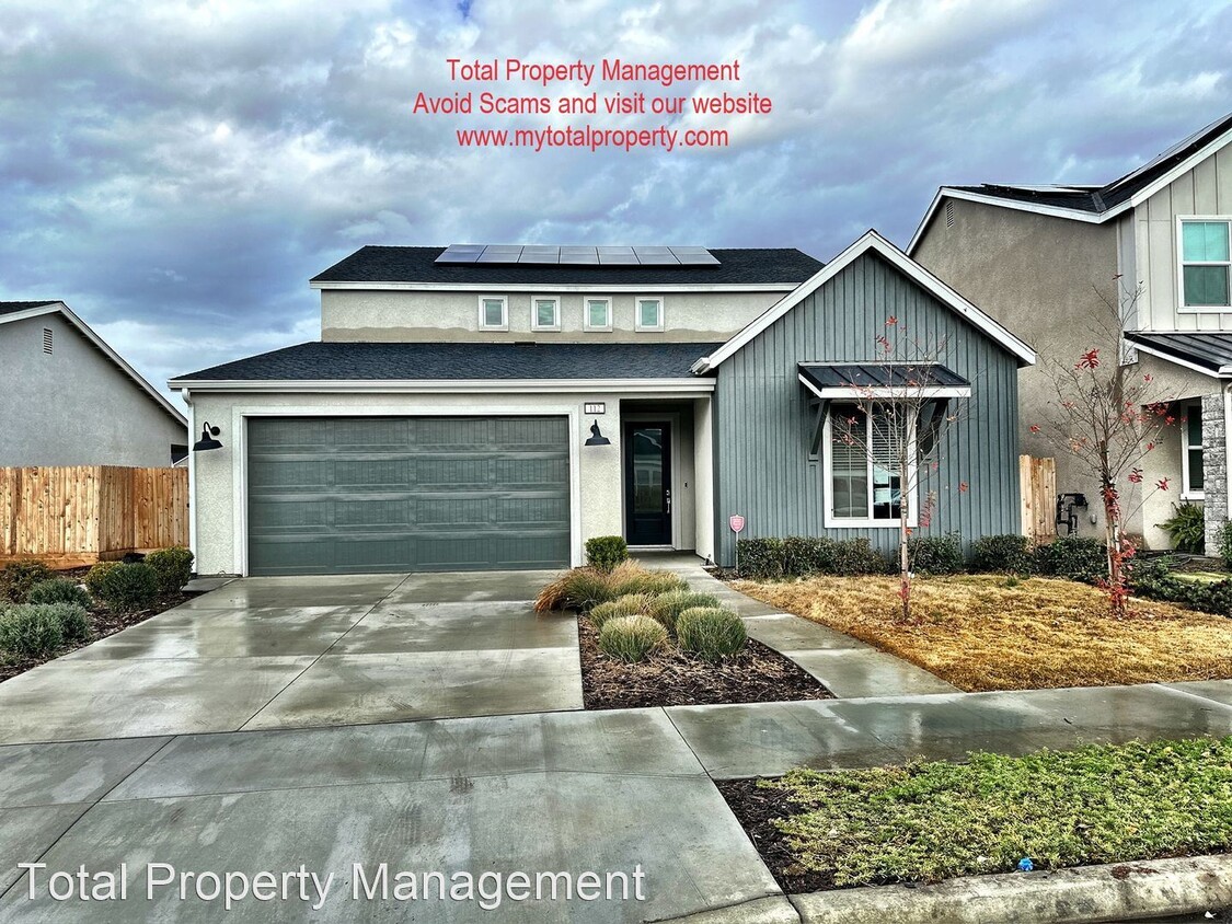 Primary Photo - 4 br, 3.5 bath House - 112 E Tyler Ave.