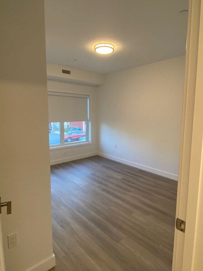 Foto del edificio - 1133 N Shore Rd