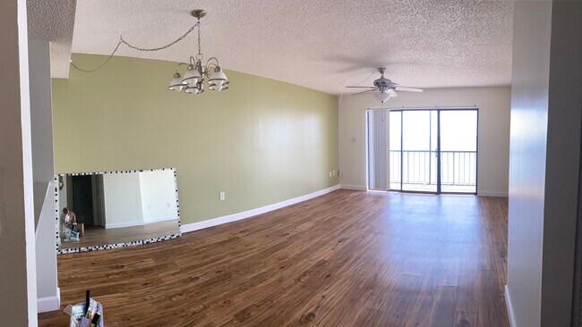 Building Photo - 6850 N Cocoa Blvd