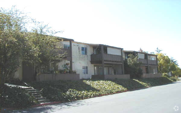 Foto principal - Santa Rosa Garden Apartments