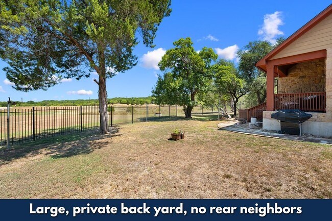 Foto del edificio - 22140 Rose Grass Ln