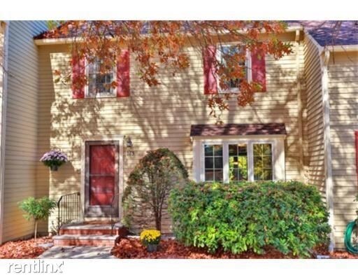 Primary Photo - 2 br, 2.5 bath Condo - 145 Village Post Rd