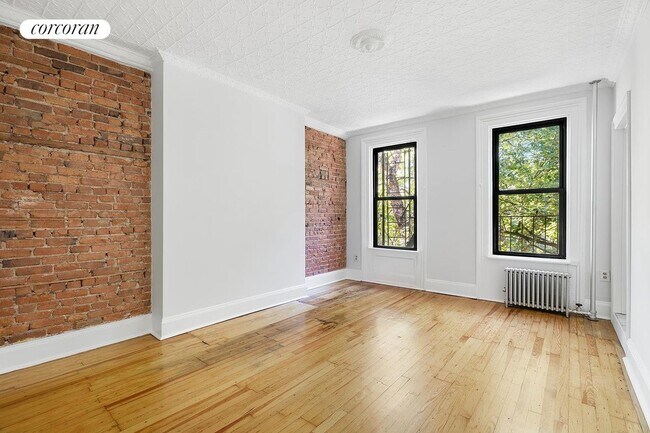 Foto del edificio - 52 Douglass St
