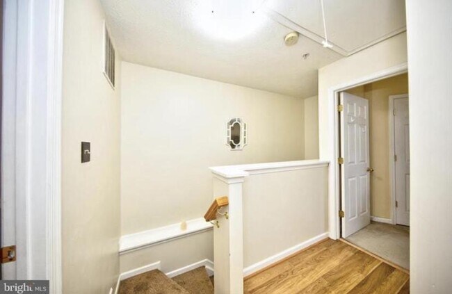 Building Photo - 2067 Paperbark Rd