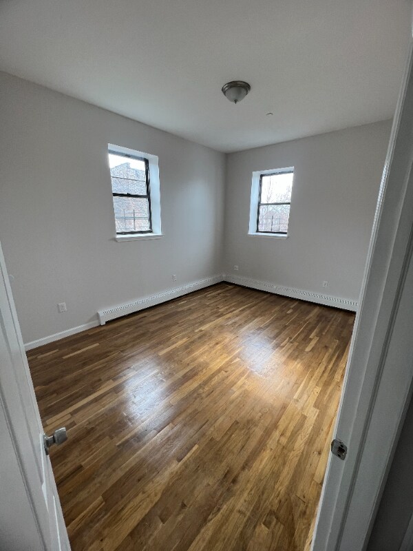 Building Photo - 44 Rockaway Ave