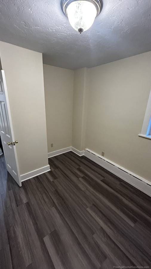 Building Photo - 1144 River St