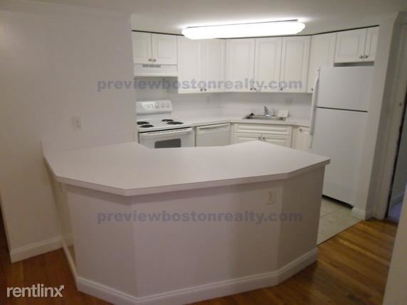 Primary Photo - 1539 Beacon St