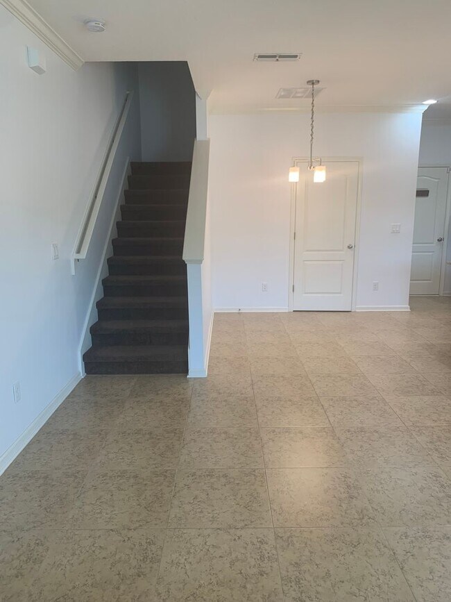 Foto del edificio - Spacious 3 Bed/2.5 Bath Townhome in Oakleaf