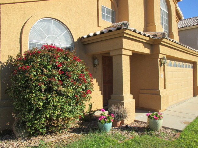 Building Photo - 158 W Leah Ct