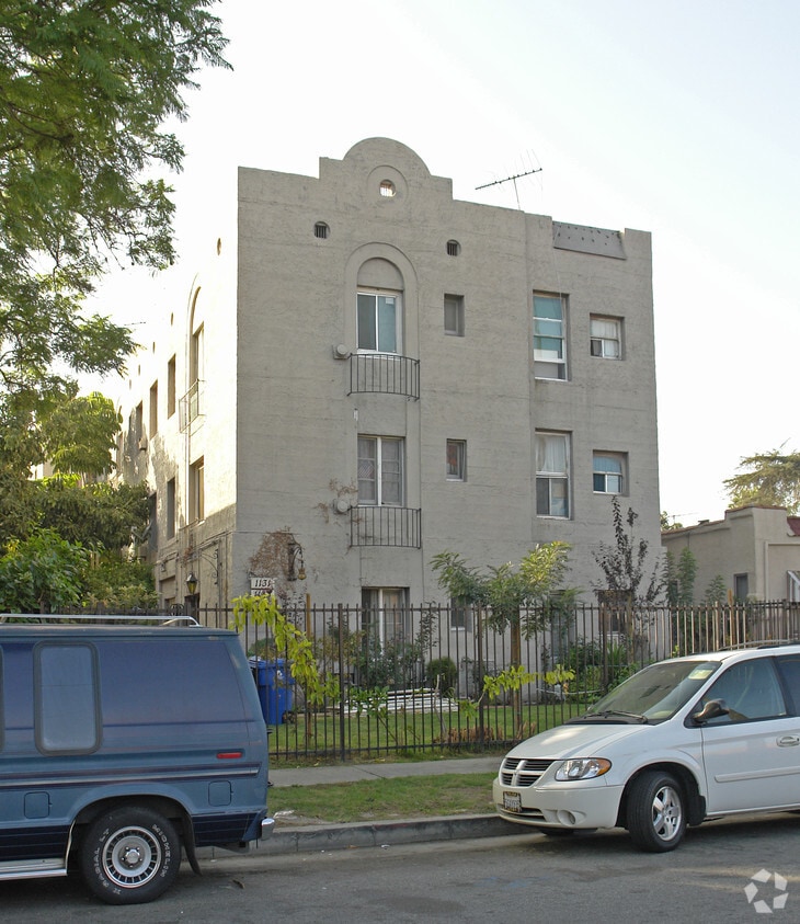 Building Photo - 1131 Lodi Pl