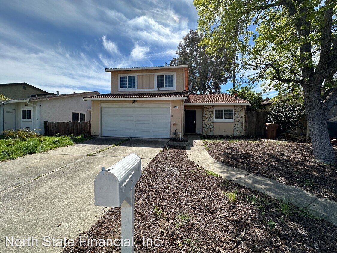 Primary Photo - 3 br, 2 bath House - 2313 Sequoia Drive