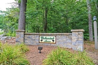 Building Photo - 13 Colonial Dr