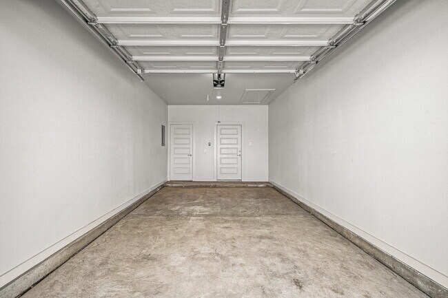 Foto del edificio - Brand new town home in Iron Horse!!