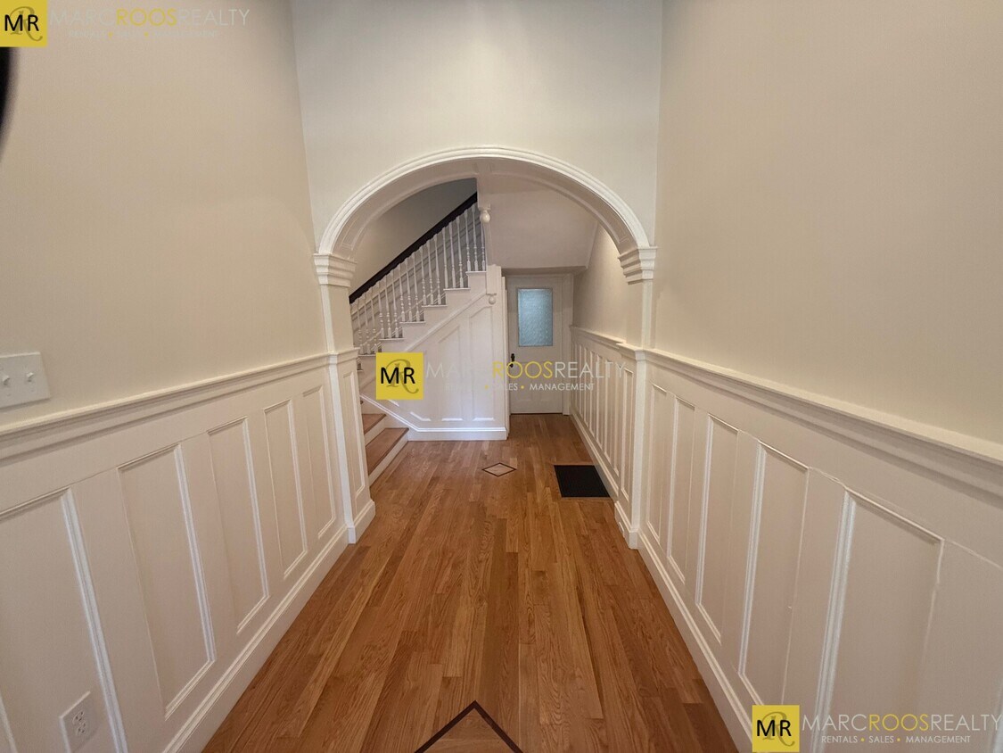 Foto principal - 1755 Beacon St