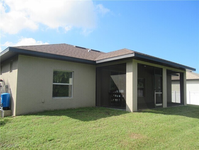 Foto del edificio - 2921 NW 18th Terrace