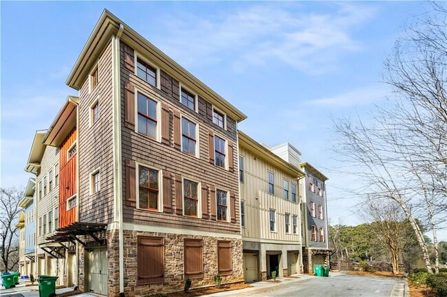 Building Photo - 1628 Briarcliff Rd NE