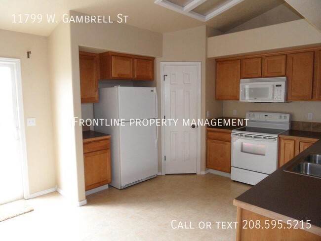Building Photo - Nice home in a great subdivision