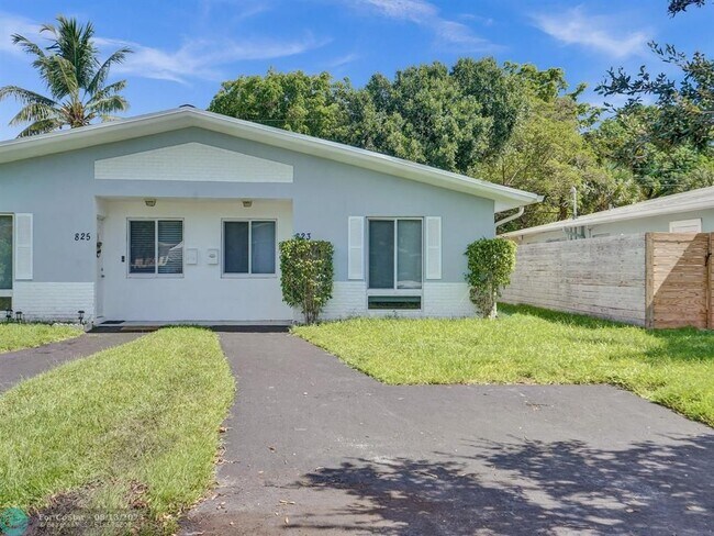 Foto del edificio - 823 SW 13th St
