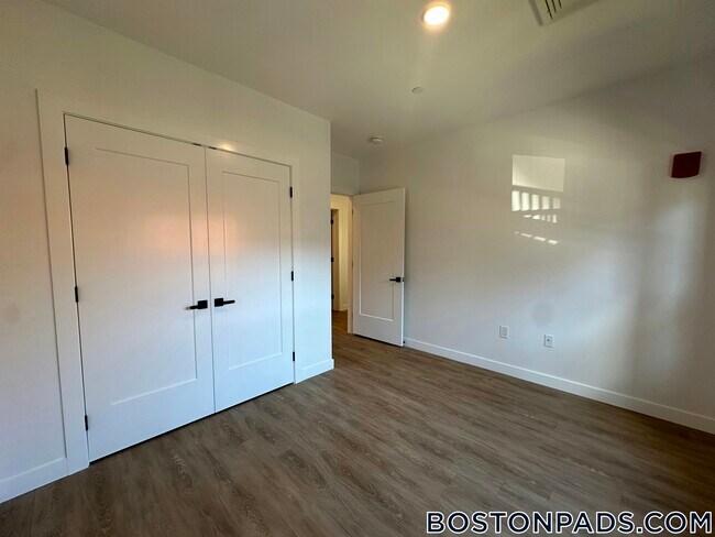 Foto del edificio - 199 Gardner St