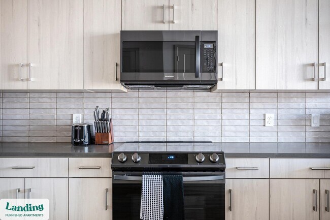 Foto del edificio - 151 S State St