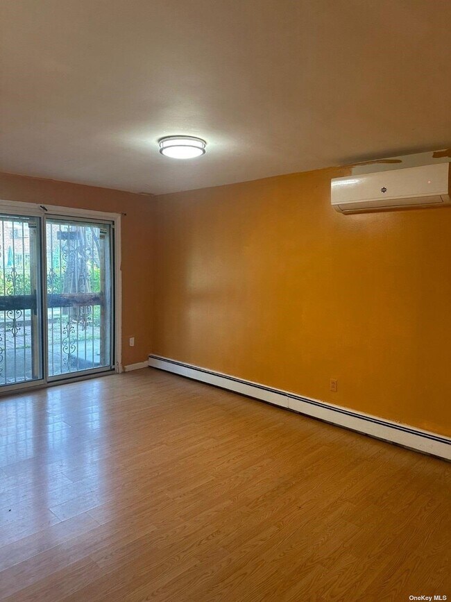 Foto del edificio - 144-43 25th Dr