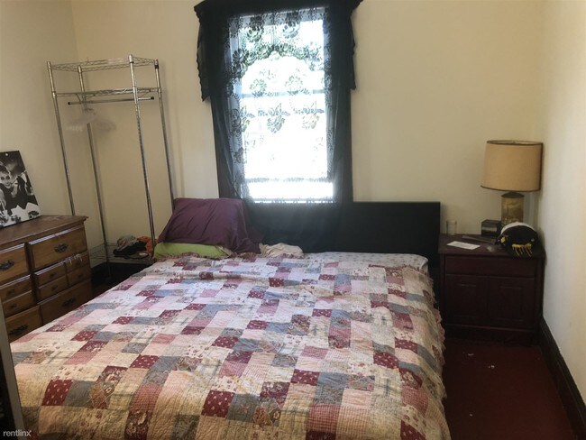 5 Br 1 Bath 15 Swan St Condo For In Arlington Ma Building Photo 5 Br 1 Bath 15 Swan St