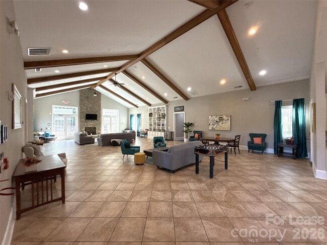 Building Photo - 13931 Thompson Rd