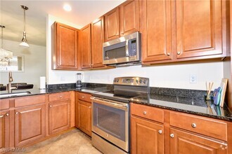 Building Photo - 9462 Montebello Way