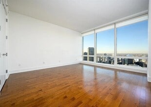 Building Photo - 401 N Wabash Ave