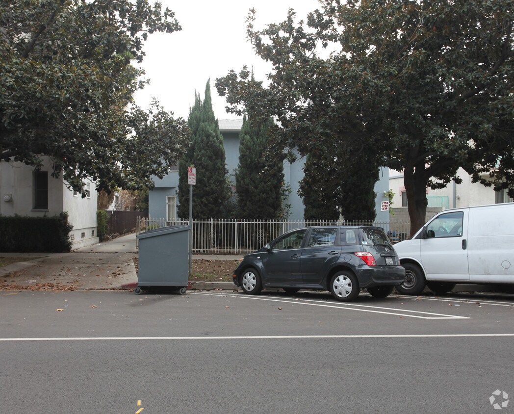 1734 Winona Blvd, Los Angeles, CA 90027 Apartments in Los Angeles, CA