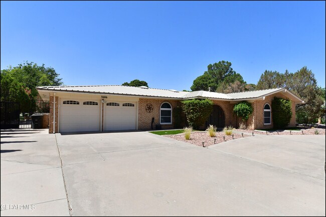 Foto del edificio - 3606 Colville Dr