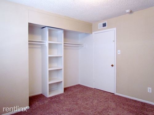 Primary Photo - 3 br, 1 bath Apartment - 3600 S Shaver St A3