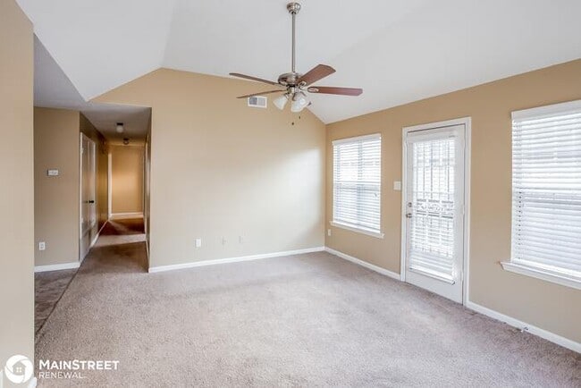 Building Photo - 4645 Range View Dr, Memphis, TN 38128
