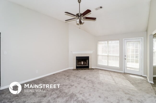 Building Photo - 5591 Autumn Valley Dr