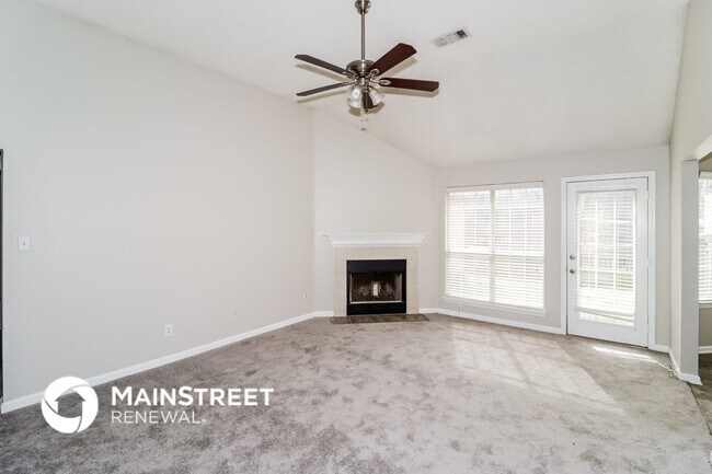 Foto del edificio - 5591 Autumn Valley Dr