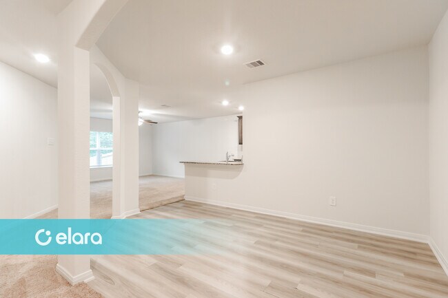 Foto del edificio - 10522 Sweetwater Creek Dr