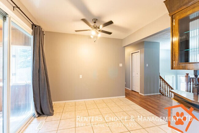 Photo du bâtiment - 2 Bedroom Main Floor, UTILITIES INCLUDED, BONUS INCENTIVE!