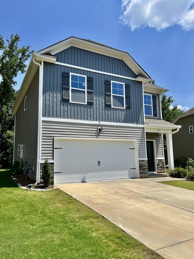 Building Photo - 503 Torrington Dr