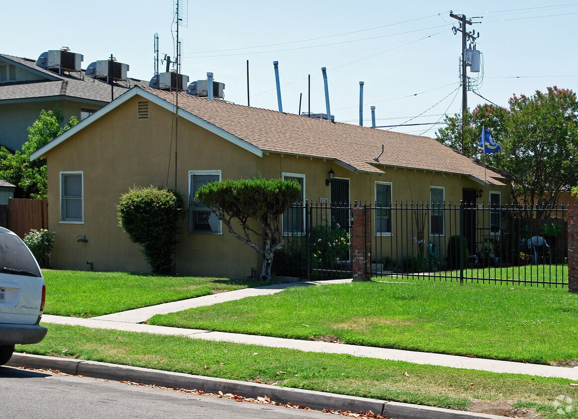 Building Photo - 2426 E Peralta Way