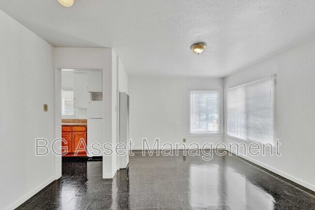 Building Photo - 146 Marina Way