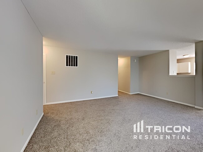 Building Photo - 7621 Mansfield Way