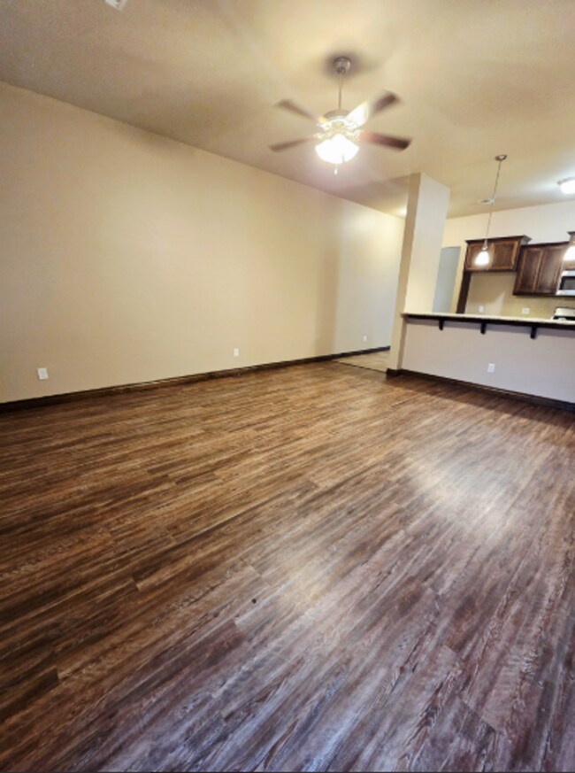 Foto del edificio - HOME FOR THE HOLIDAYS 1 MONTH FREE